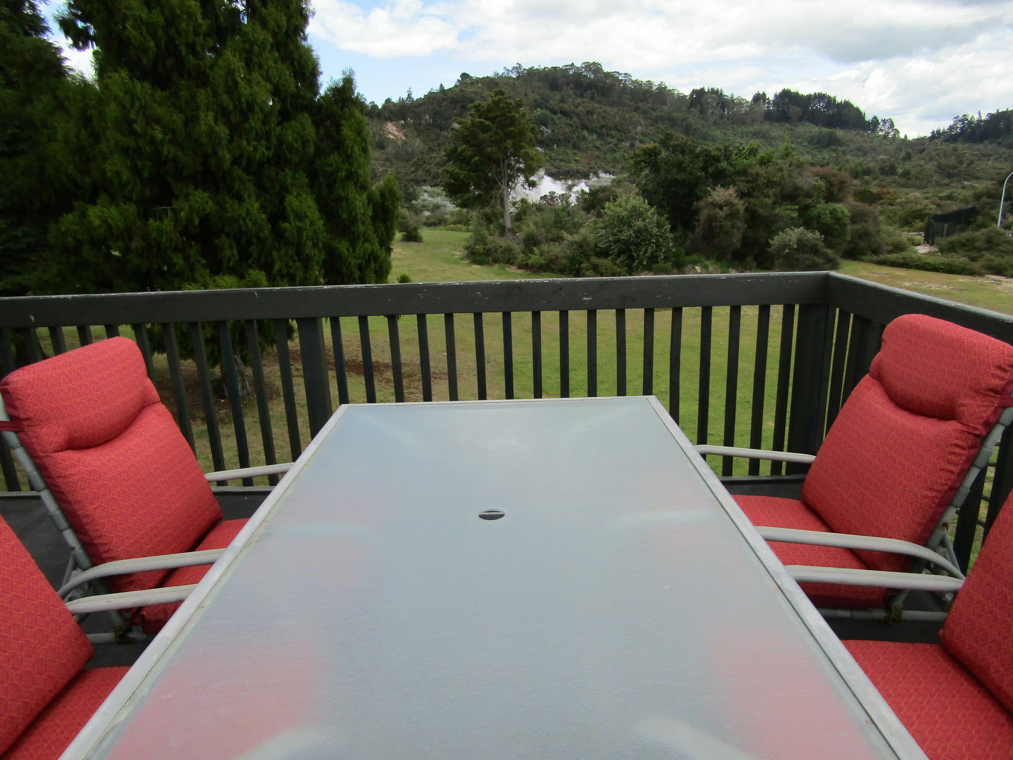 Pohutu Lodge Motel Rotorua Bagian luar foto
